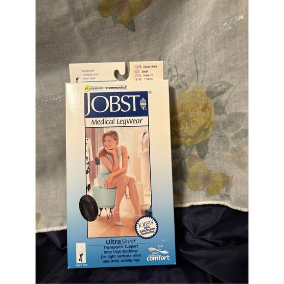 New JOBST Ultra Sheer Compression Knee-High 15-20 mmHg Classic Black Small Open - Picture 1 of 5